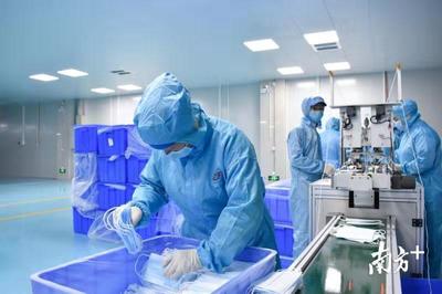 緊急“跨界” 紙尿褲企業轉產口罩，四天產能飆升四十倍